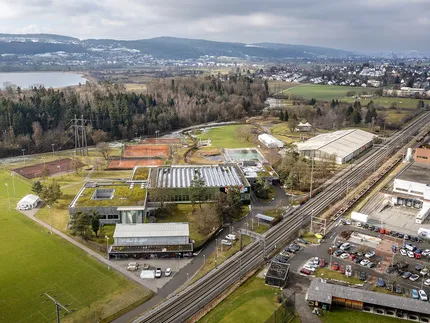 Greifensee, Grossriet 1-3