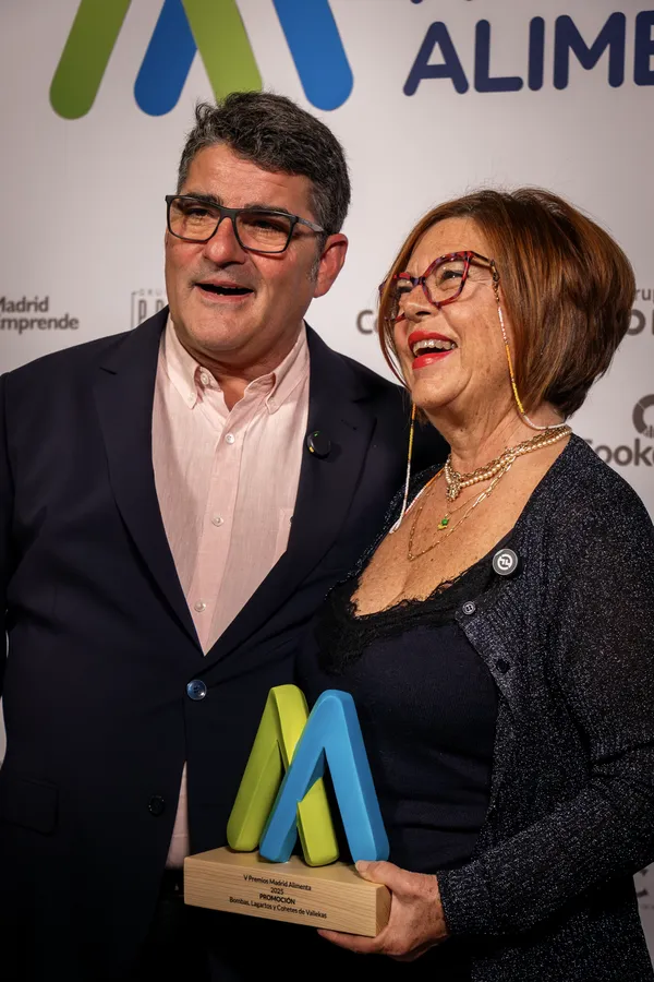 Kike Martínez and Beatriz Vinaches Celebration by Manu Camara