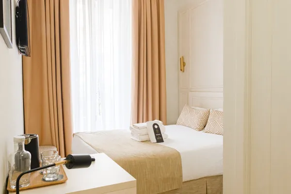 Double Bedroom with Tall Curtains