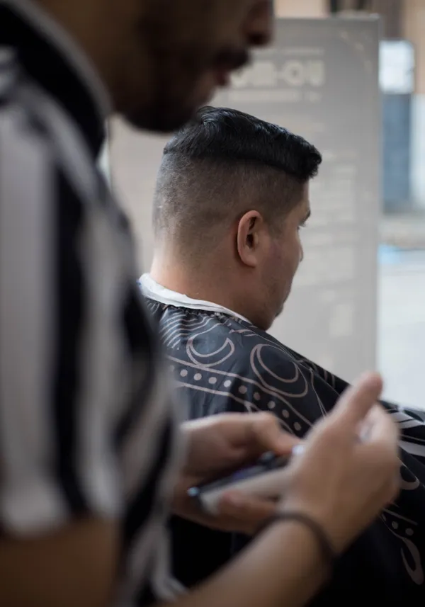 Haircut details preparation - Uo-Mo Barbershop by Manu Camara