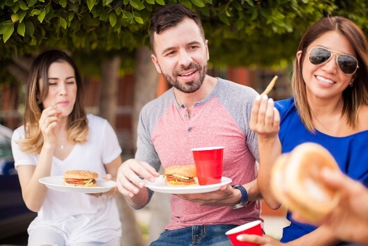 Healthy Tailgating Tips For Game Day Snacks