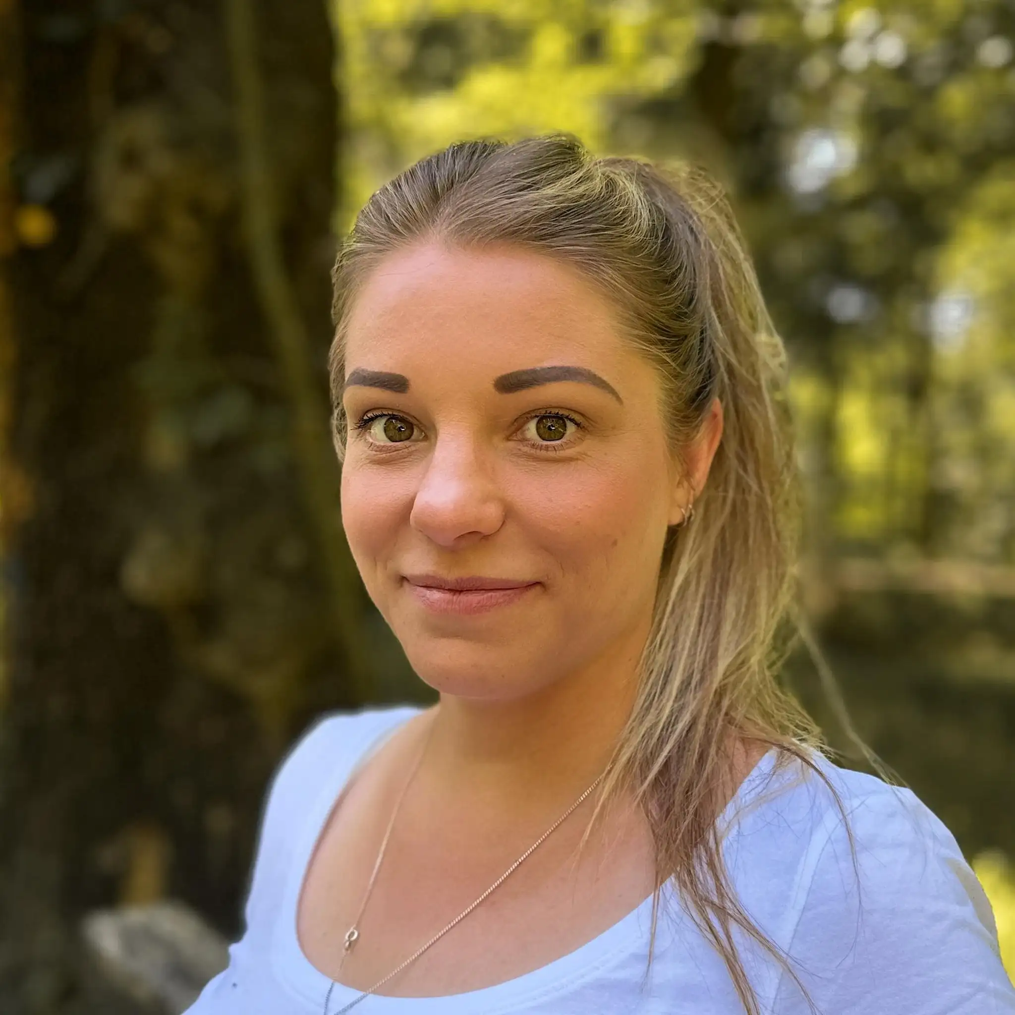 Portrait von Lisa Brandes, zertifizierte Breastkeeperin
