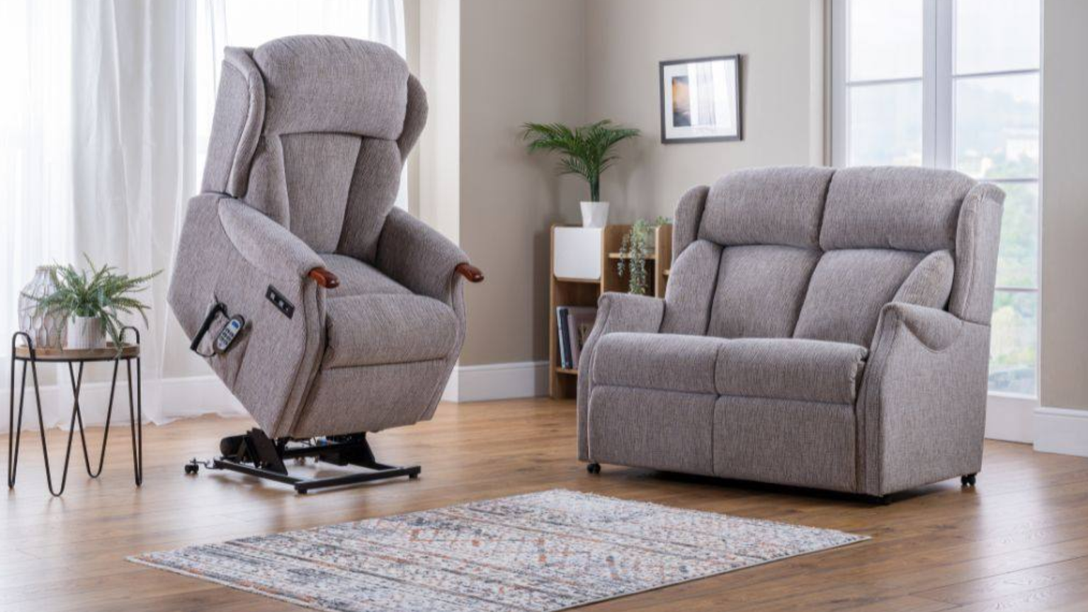 Cloud Zero Riser Recliners for Sale in Hampshire at Solent Mobility Centre in Lee-on-the-Solent
