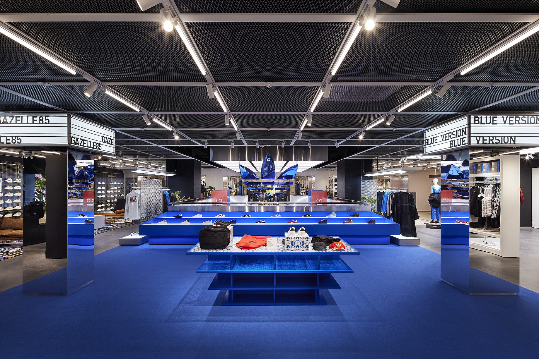 Adidas Myeong dong 4