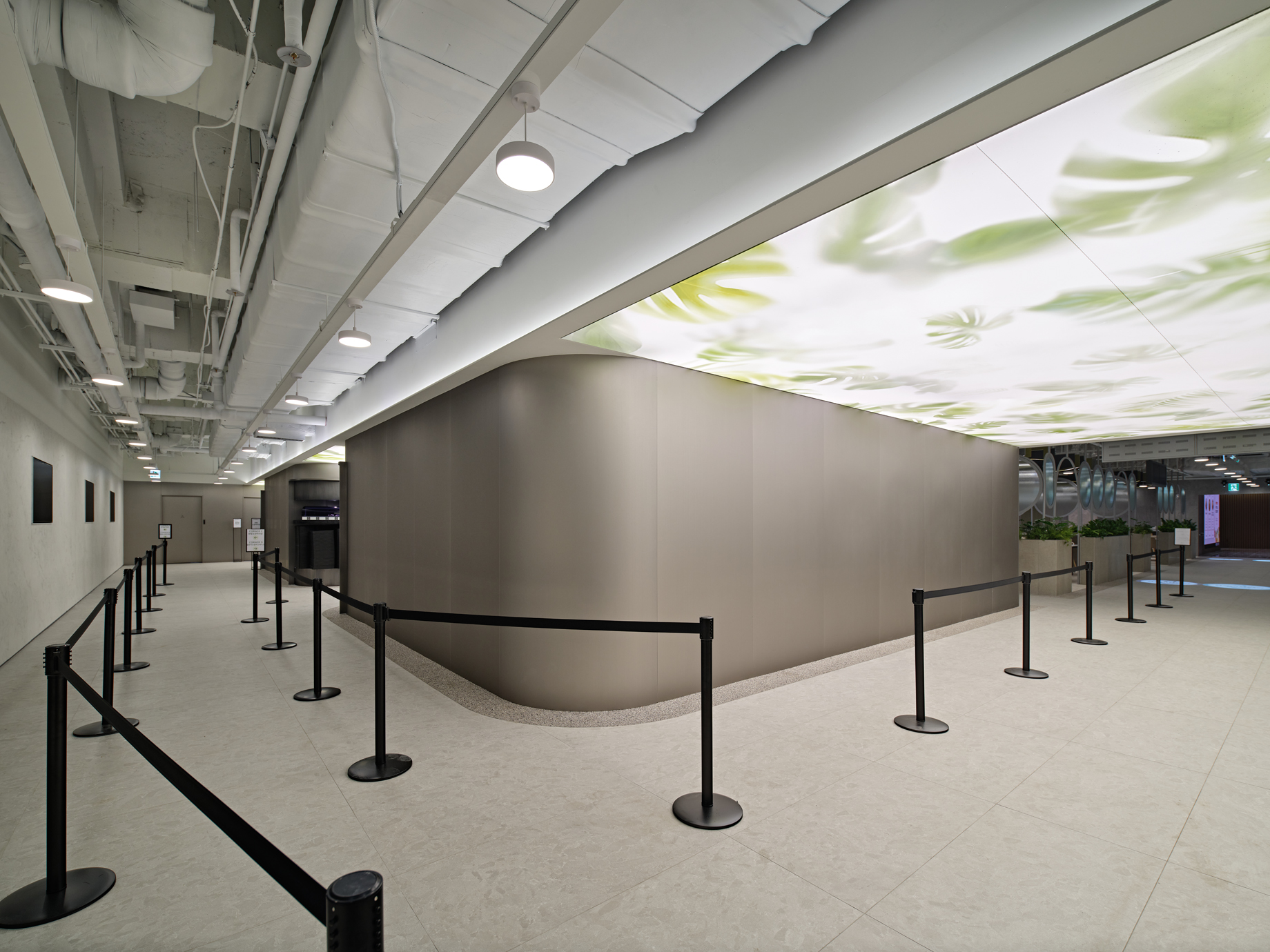 LG TwinTower Cafeteria 3