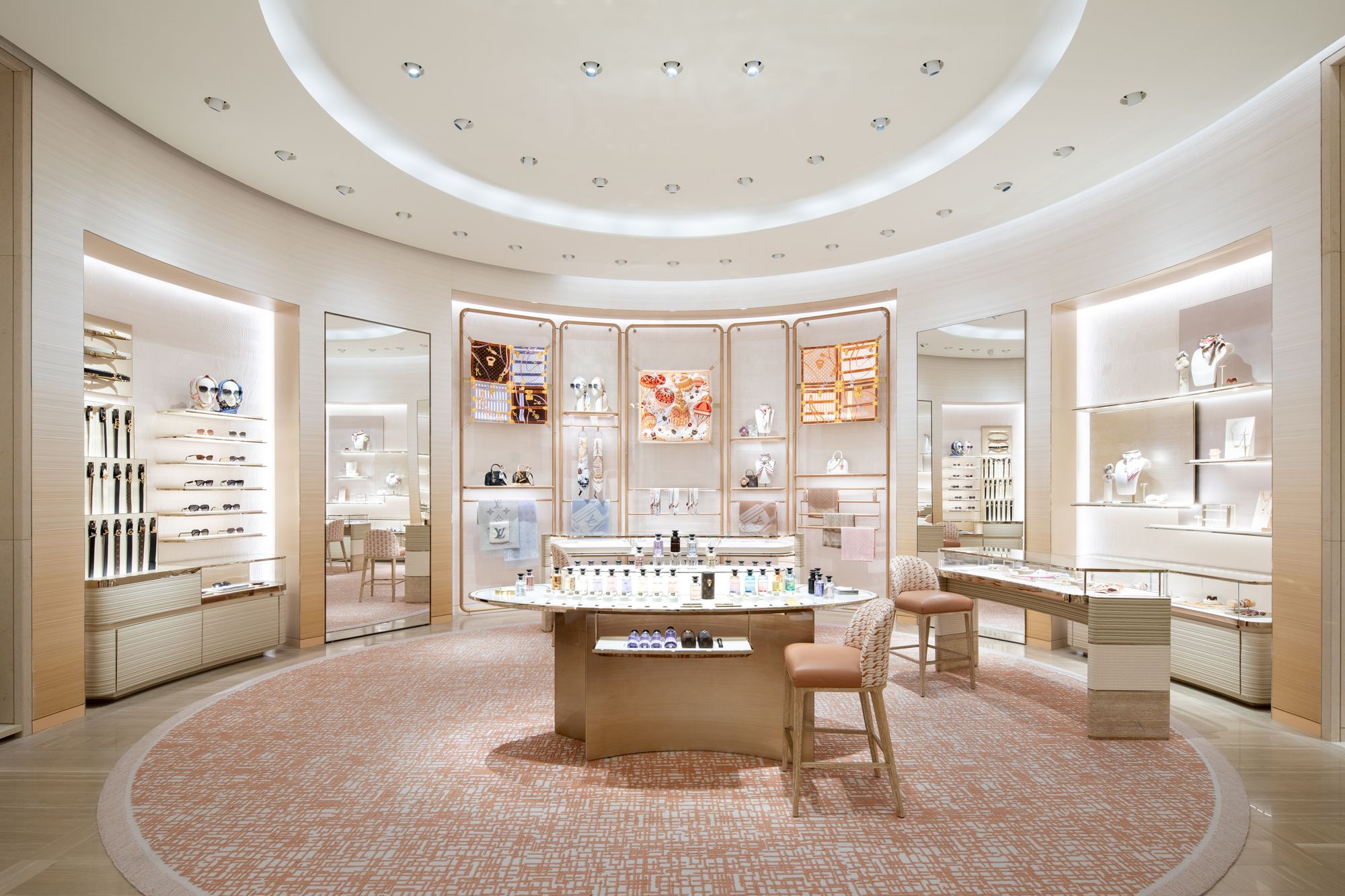 Louis Vuitton Pangyo 5
