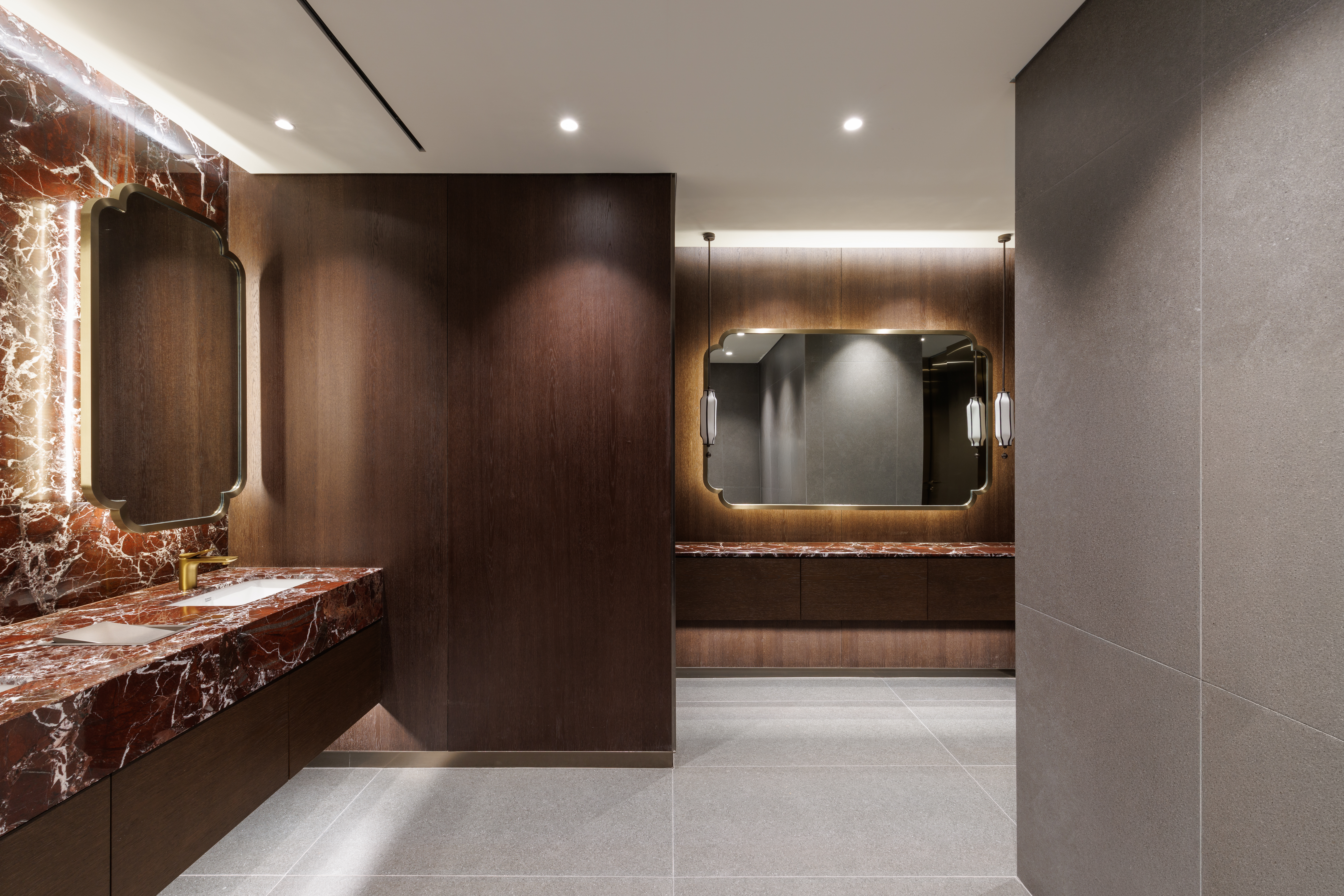 63 Skyline Dining 22