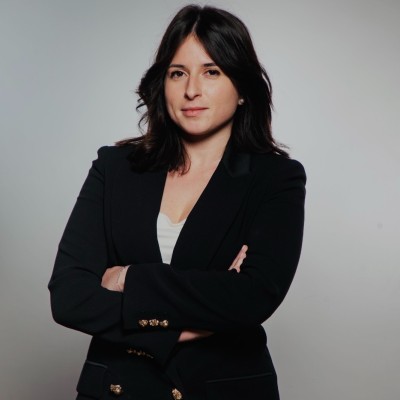 Ritratto di Angela Raffaele