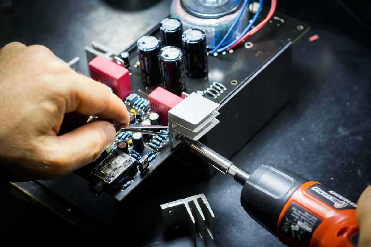 Counterfeit Components: A Threat to Electronics Supply Chains in 2021