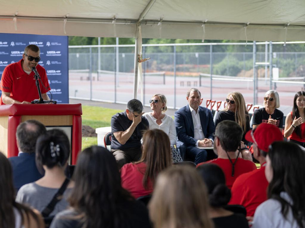 Camas Indoor Tennis Court Breaks Ground