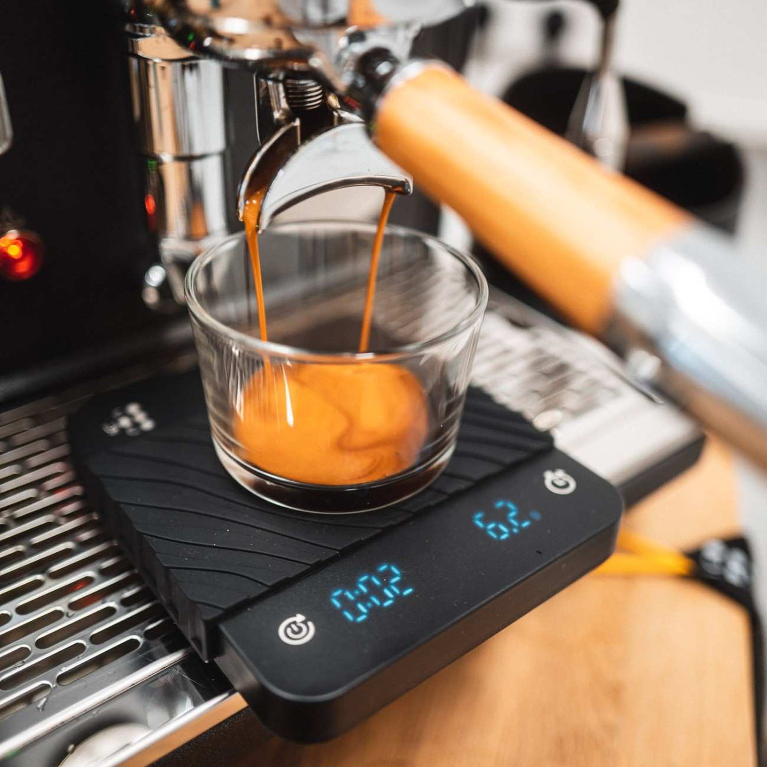 Coffee scale for precise brewing and dosing.