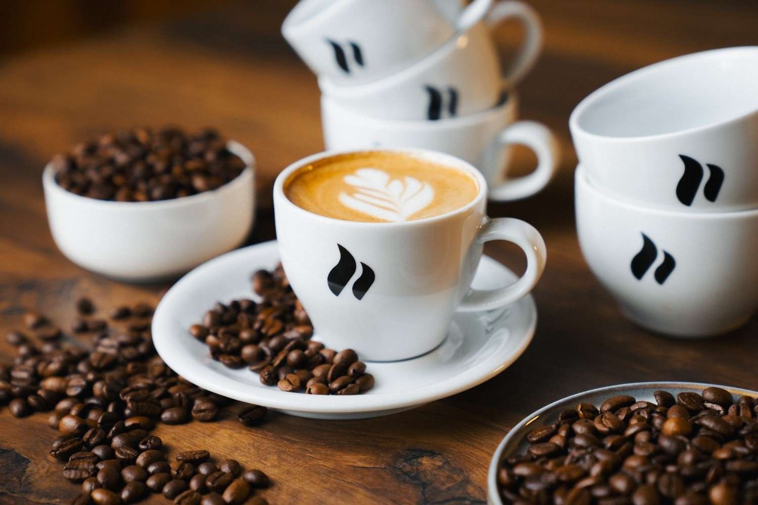 coffee cups with latte art