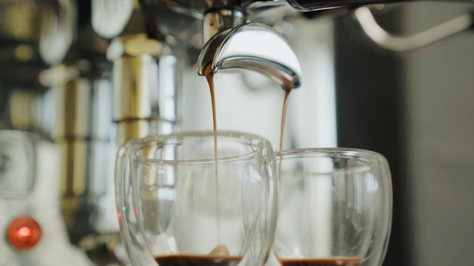 barista espresso extraction from an espresso machine