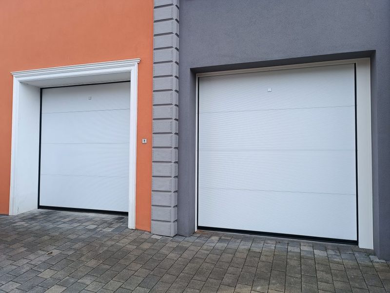 Garagentor nachher – neues Alpha Sektionaltor in Wildberg