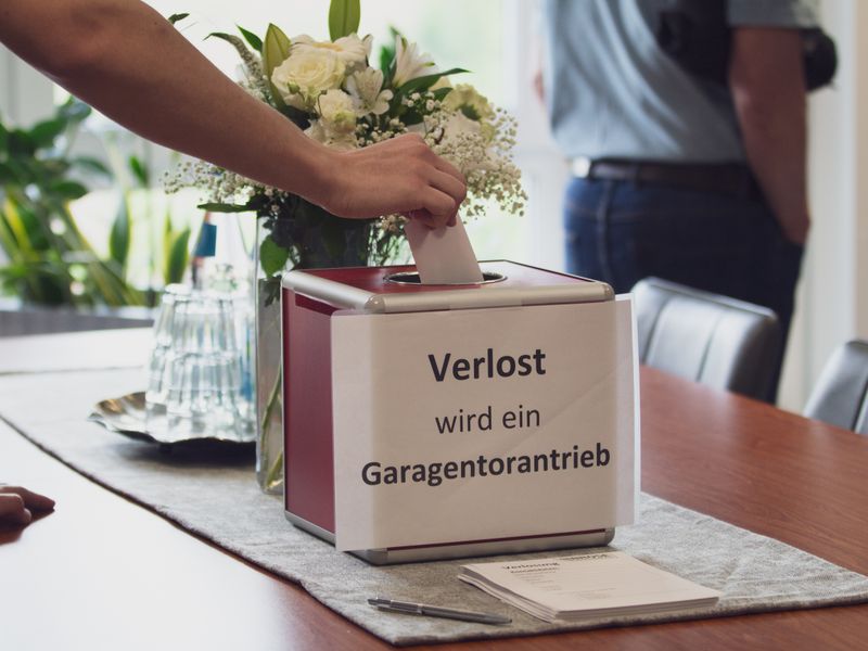 Das Highlight unseres Events :Die Verlosung eines Garagentorantriebs!