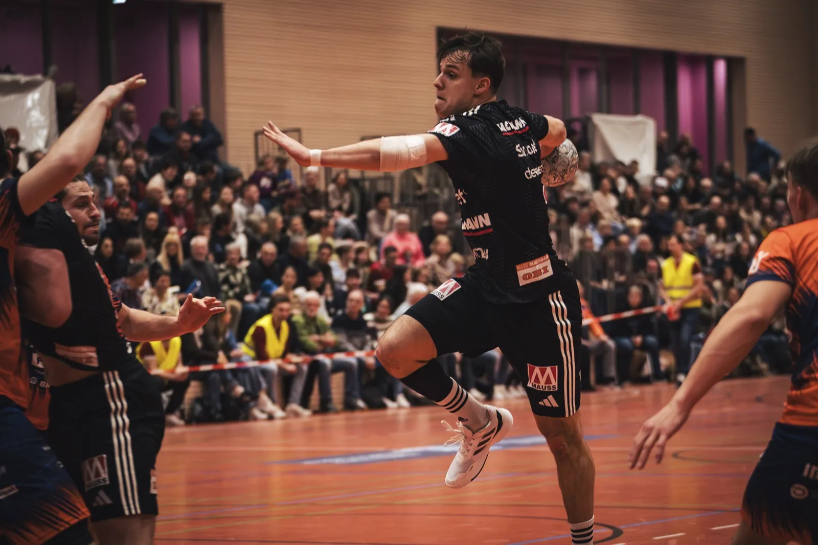 HCE feiert 40-Tore-Gala beim Testspiel in Weißenburg