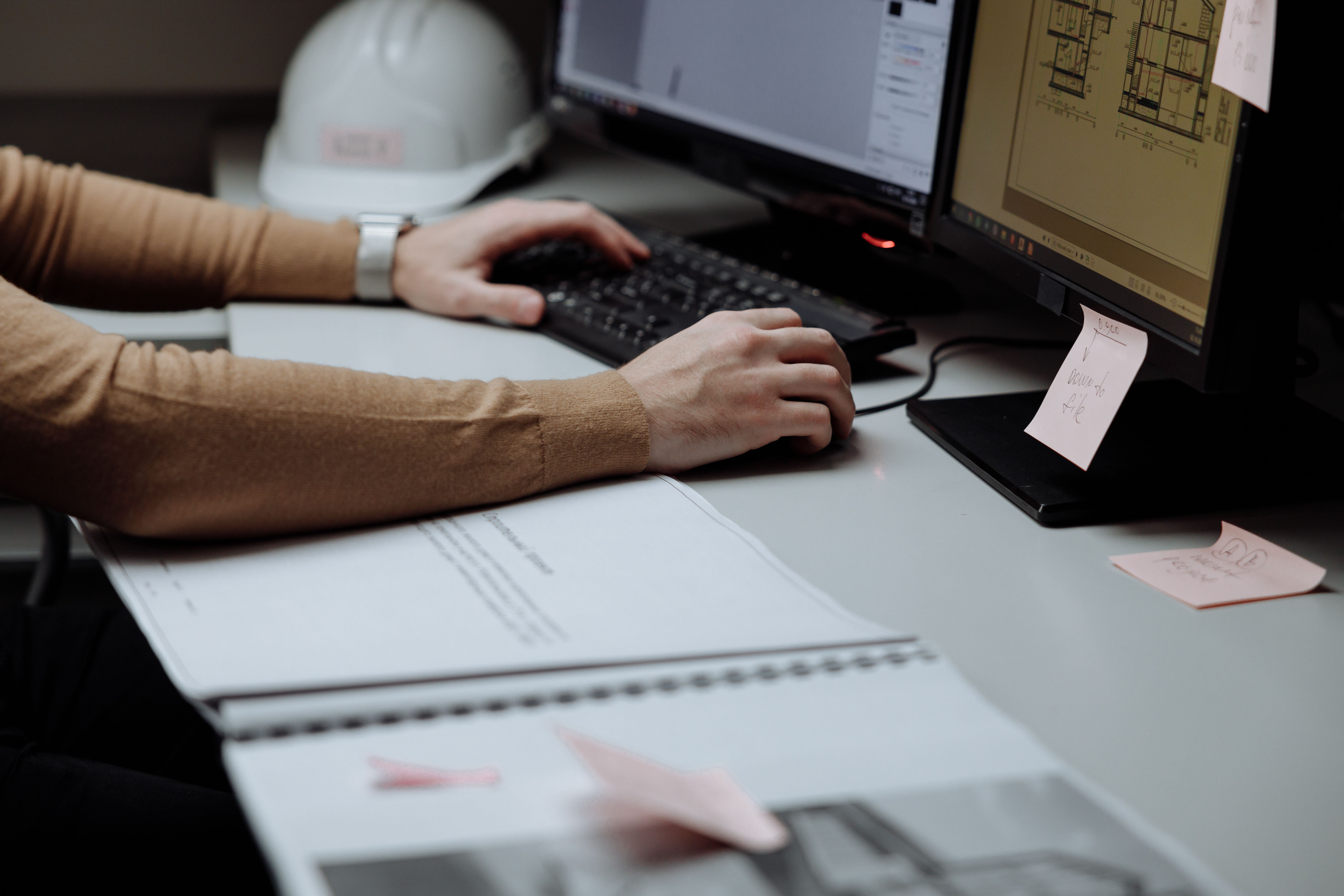 HVAC contractor creating a system replacement estimate using estimating software