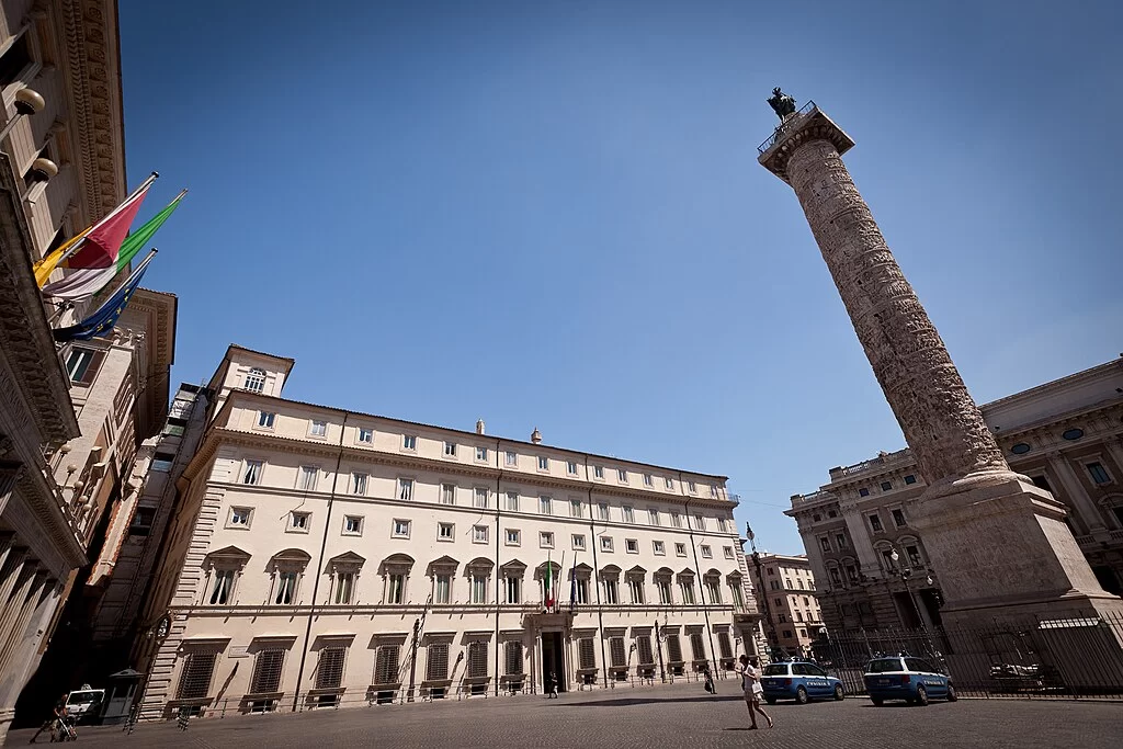 Governo pronto a incontrare i sindacati rappresentativi dei comparti Difesa e Sicurezza: dimenticare le Forze Armate sarebbe un errore imperdonabile