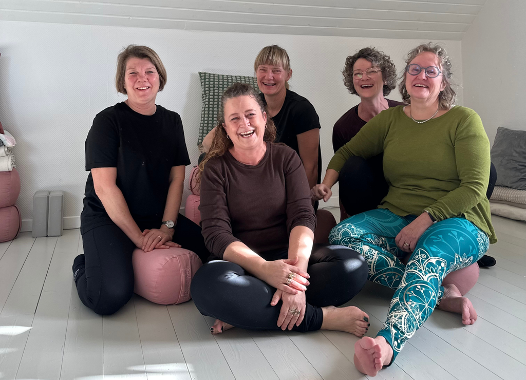 Yogahold ved Mette Krabek