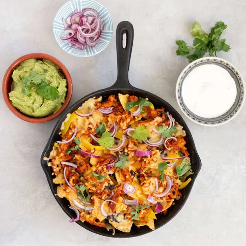 Pulled chicken nachos