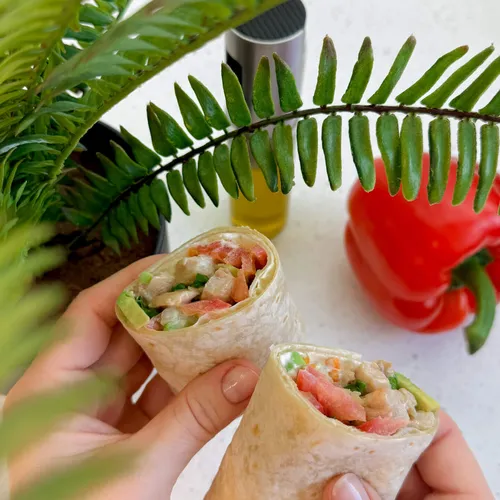 Kip wraps met yoghurt-knoflooksaus