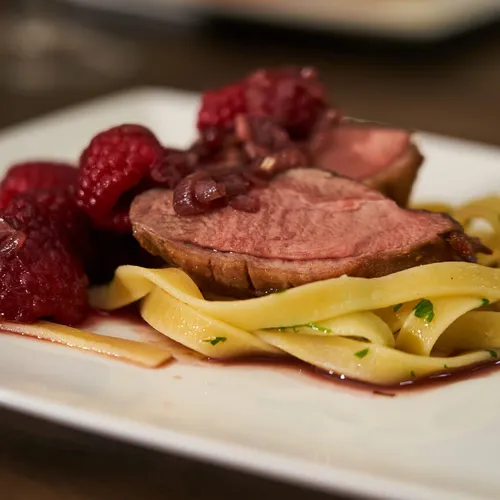 Tagliatelle met tamme eendenborst
