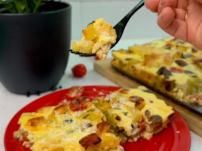 Eenvoudige ovenschotel met kip en een zachte roomsaus