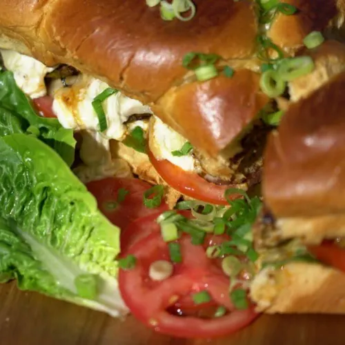 Argentijnse burger met gorgonzolasaus