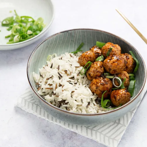 Kip gehaktballetjes met teriyaki saus