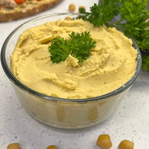 Hummus voor op de boterham met kip