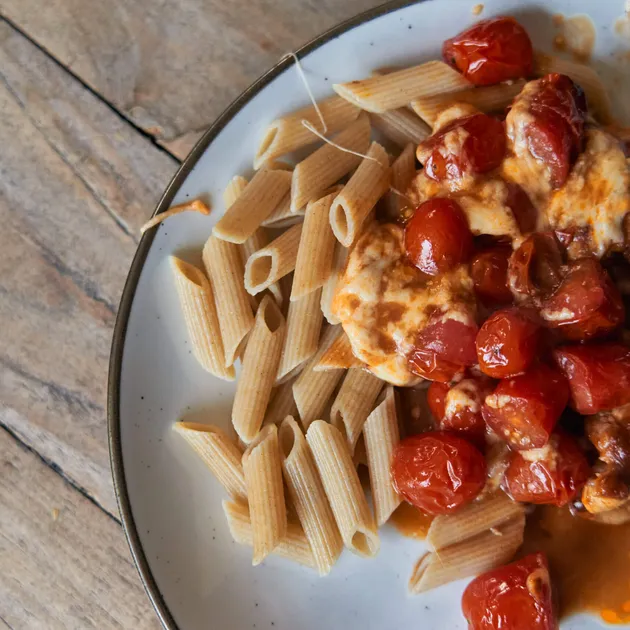Linda kipt pasta met balsamicokip