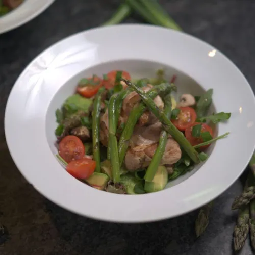Kipsalade met asperge