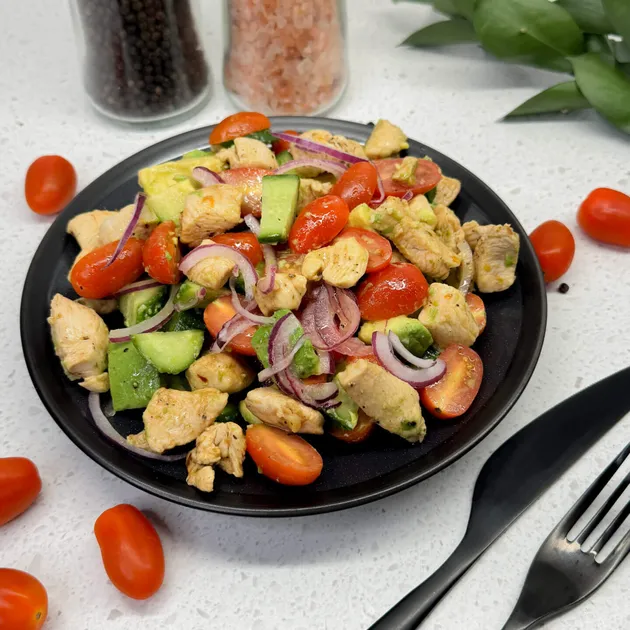 Avocado salade met kip
