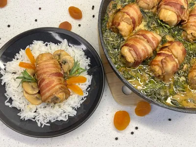 Kip ballotine met parmaham en abrikoos