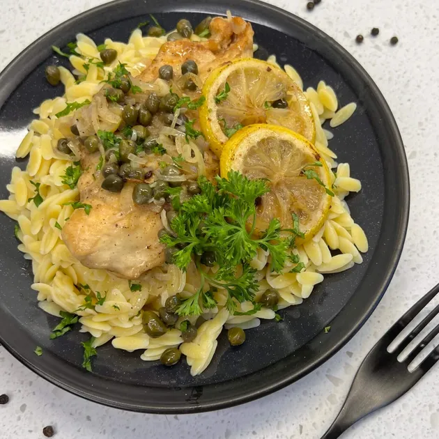 Kip piccata met orzo