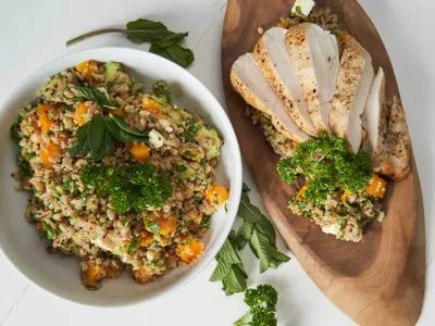 Maaltijdsalade kip, met quinoa en spelt