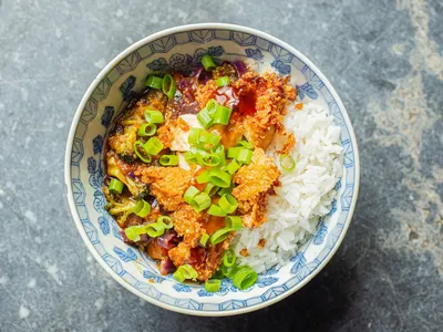 Indonesische groente curry met kip