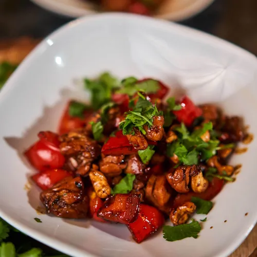 Oosterse kip met cashewnoten