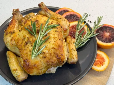 Sinaasappelkip uit de oven