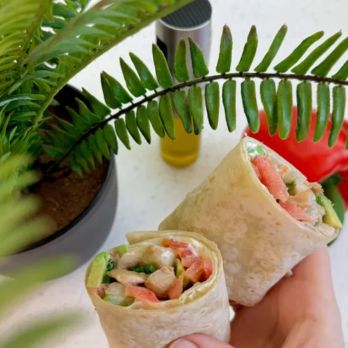 Kip wraps met yoghurt-knoflooksaus