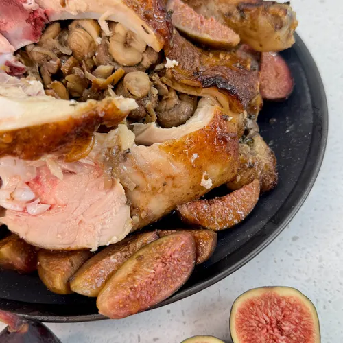 Gevulde kip met champignons, kastanjes en balsamicosaus