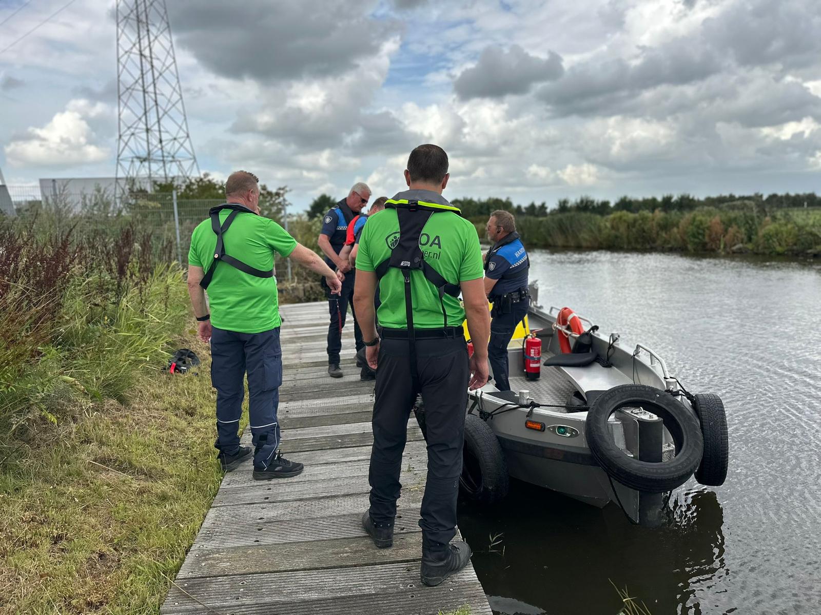 Handhaven op het water 8