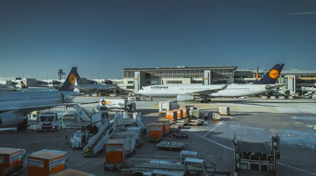 Frankfurt Airport in the landing zone