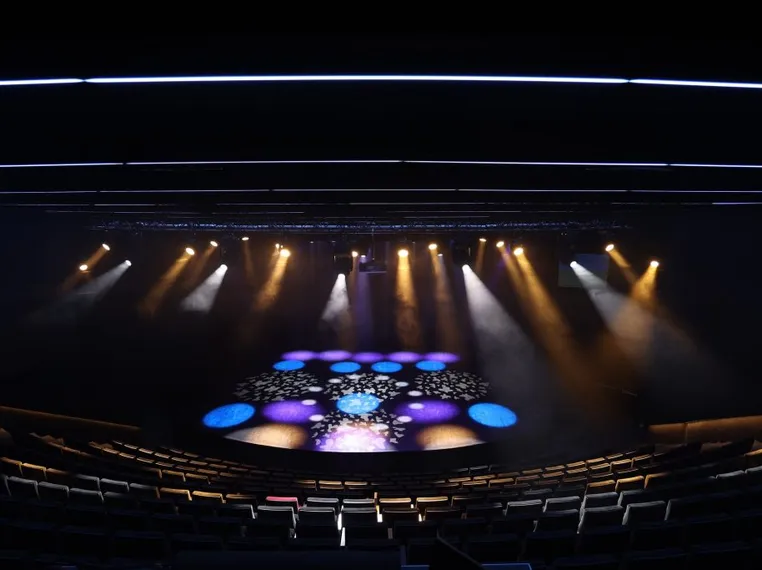 27 STAGEMAKER electric chain hoists from Verlinde now equip the new lighting system of the famous Keistuoliai Theatre in Lithuania