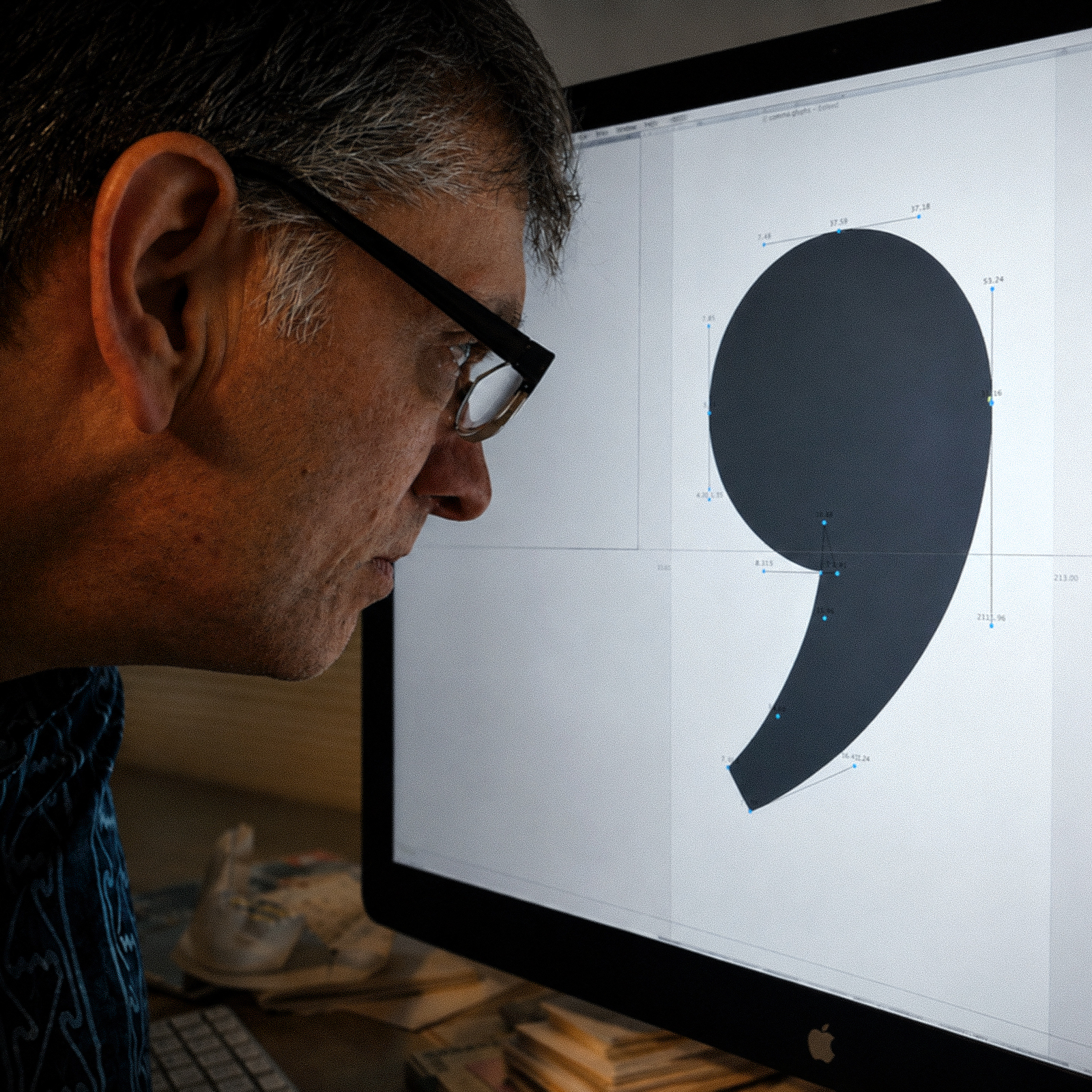 Mark Simonson working on a font