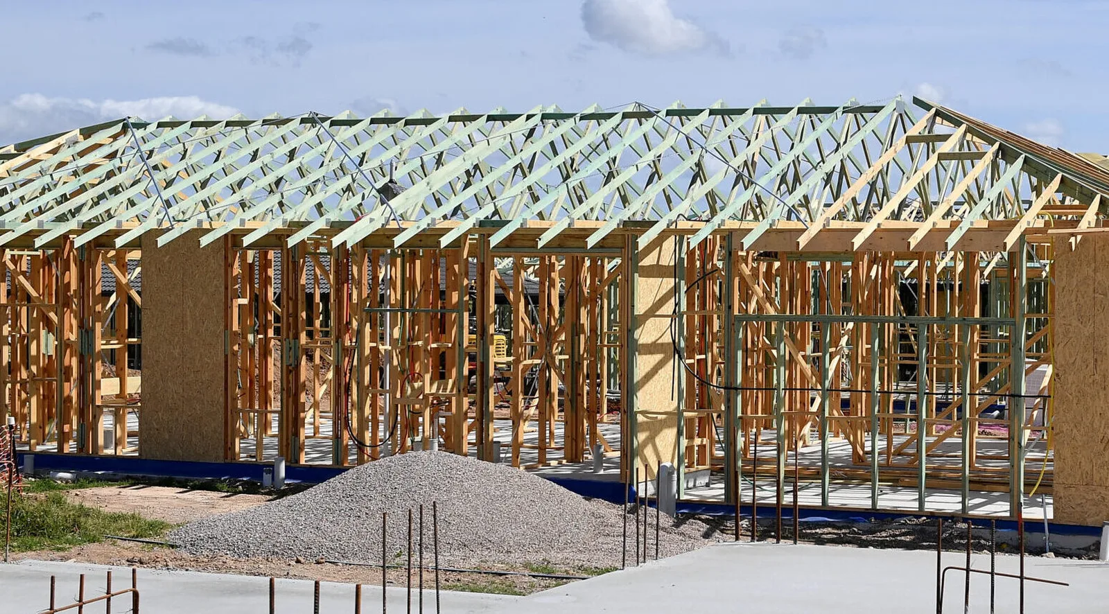 More houses were built during the last three months, according to ABS data.