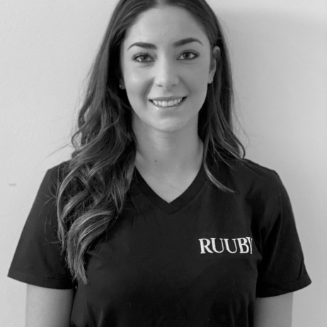 eliana-di-nicola-hair-stylist-london