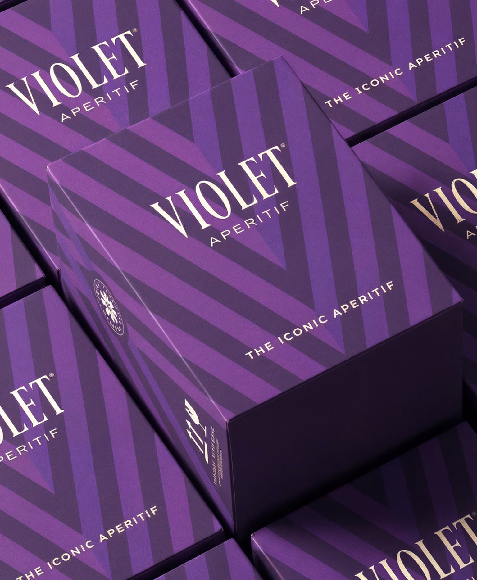 Violet Karton