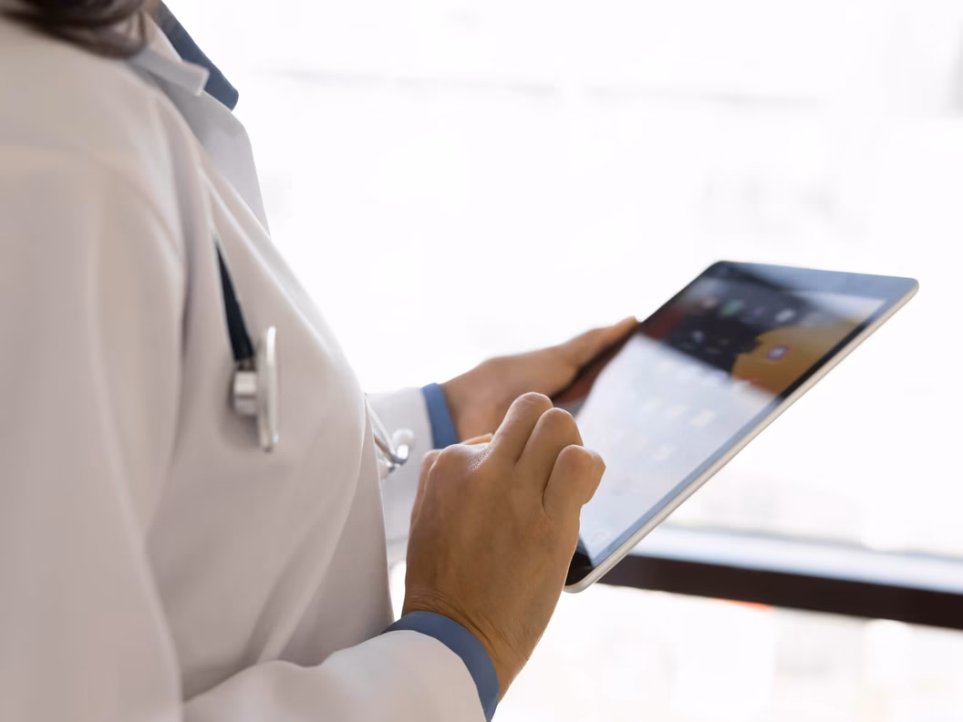 Doktor am iPad