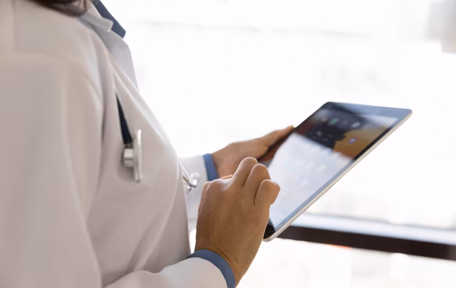 Doktor am iPad